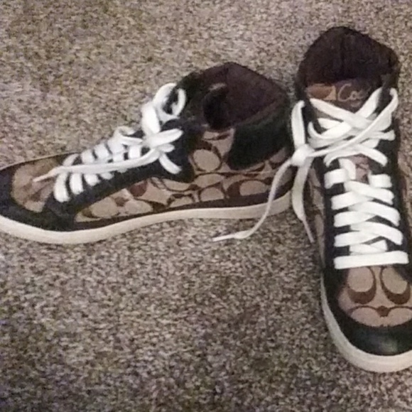 Coach tennis shoes - Picture 2 of 2